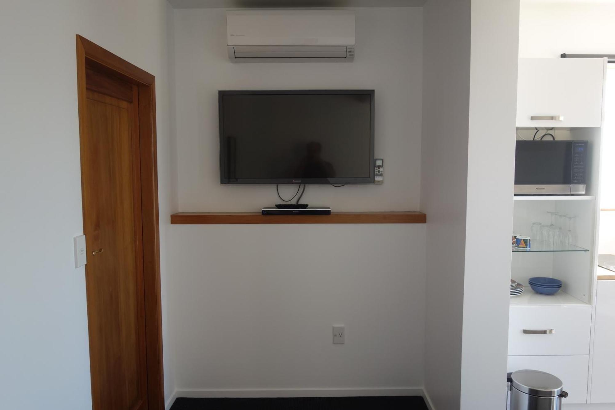 Beachside Villas Motel Nelson Room photo